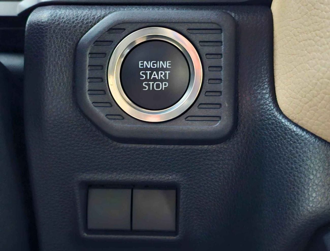 Toyota Prado PRADO TOYOTA PRADO || 2.7L V4 PETROL / LETHER WITH DRIVER PWR SEAT / Only for Africa Special Price