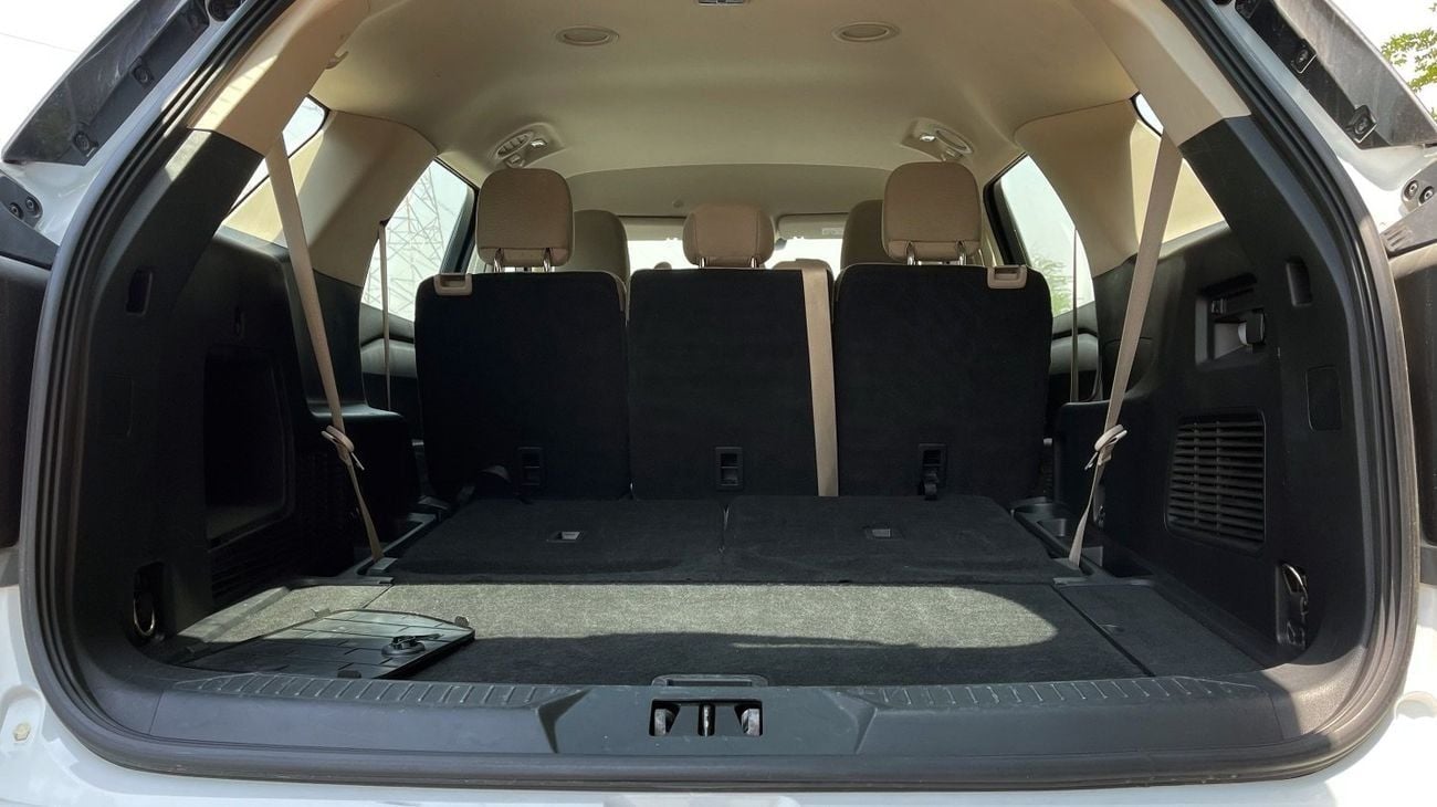 فورد إكسبلورر Base 100A 3.3L 4WD || 24 Months Agency Warranty || Complete service history available