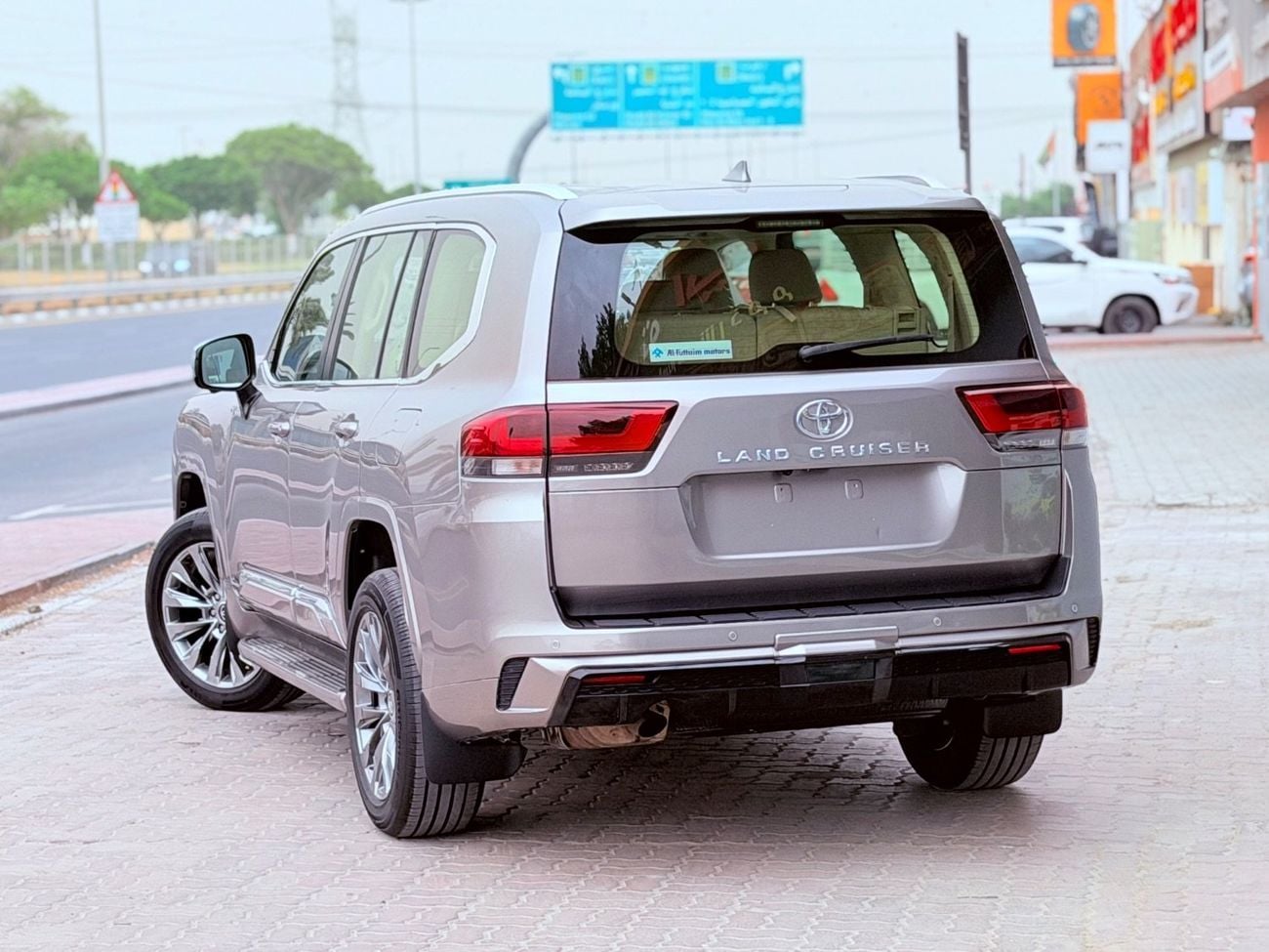 تويوتا لاند كروزر GXR 2022 V6 full option Top the range petrol