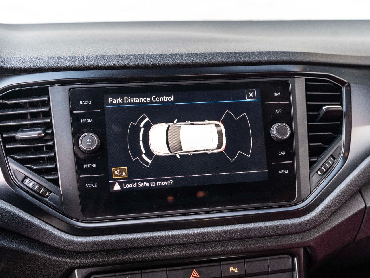 فولكس واجن T ROC TREND