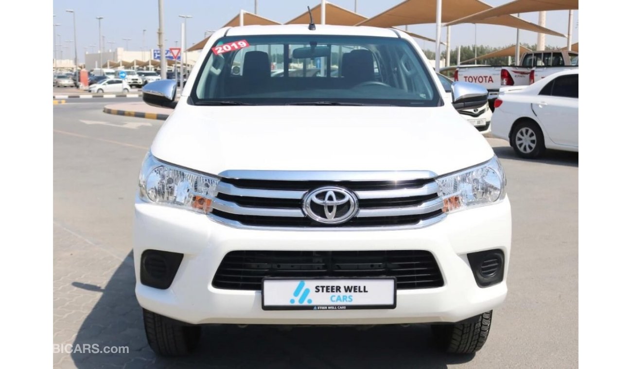 Toyota Hilux 2019 4X4 DOUBLE CABIN WITH GCC SPECS - EXCLUSIVE VAT