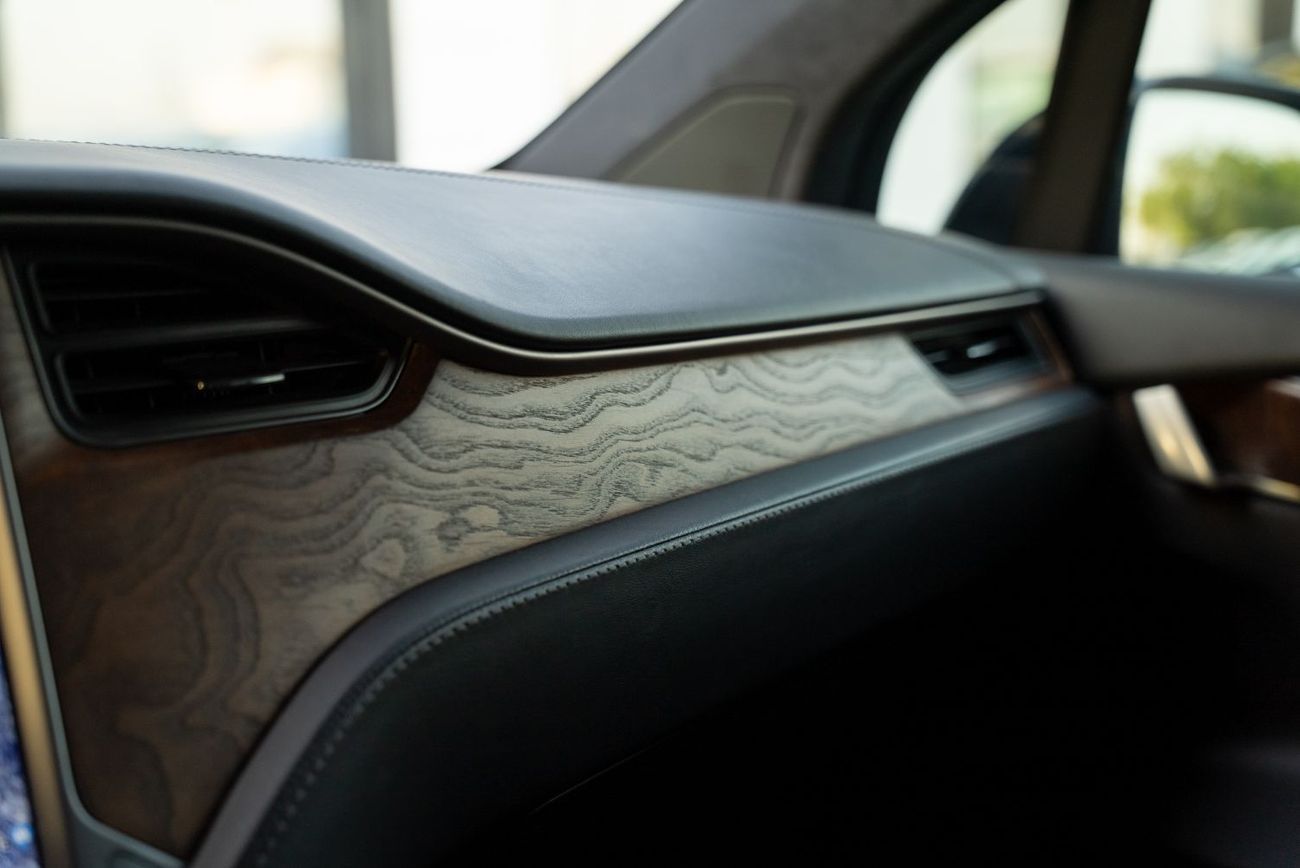 Tesla Model X Long Range (AWD) 100D 2019 GCC Full Service History Warranty on Battery Still Valid