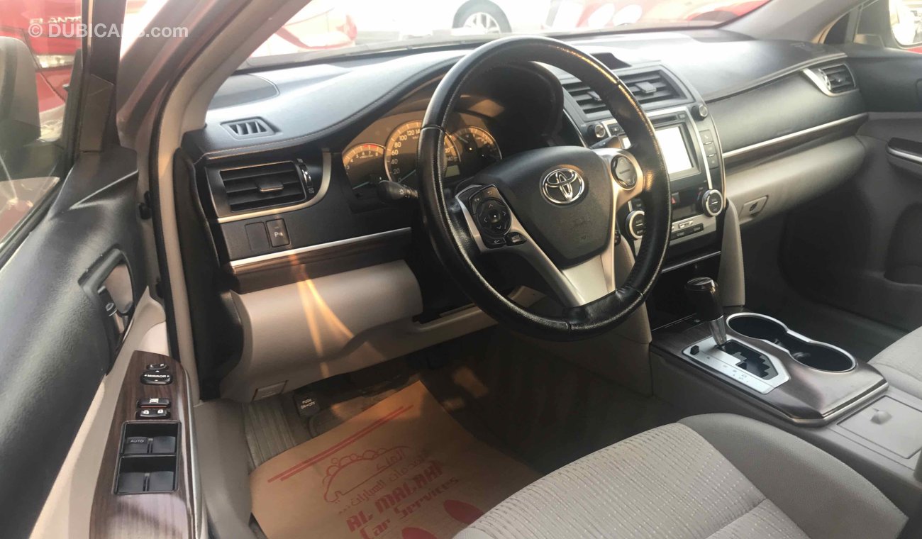 تويوتا كامري فتحه سقف خليجي