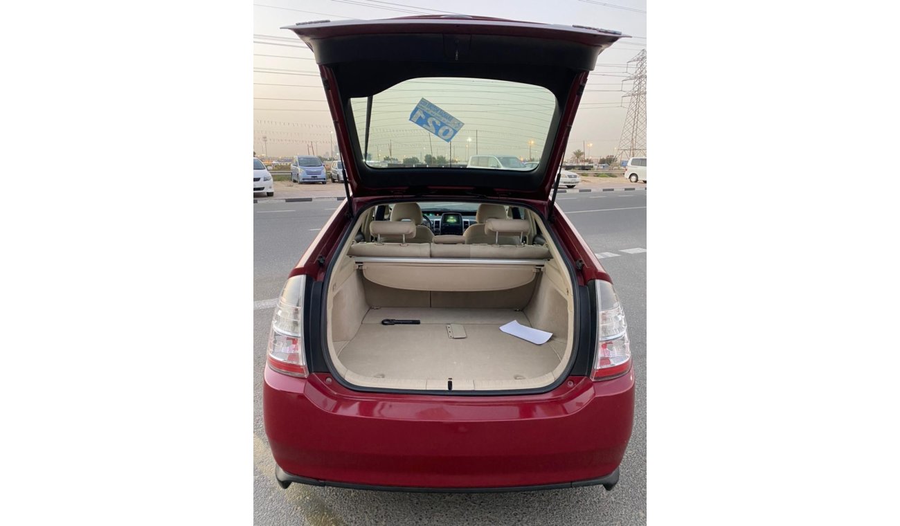 تويوتا برياس 2005 TOYOTA PRIUS MID OPTION FREASHLY IMPORTED VEHICLE FROM AMERICAN CLEAN INSIDE AND OUTSIDE READY 