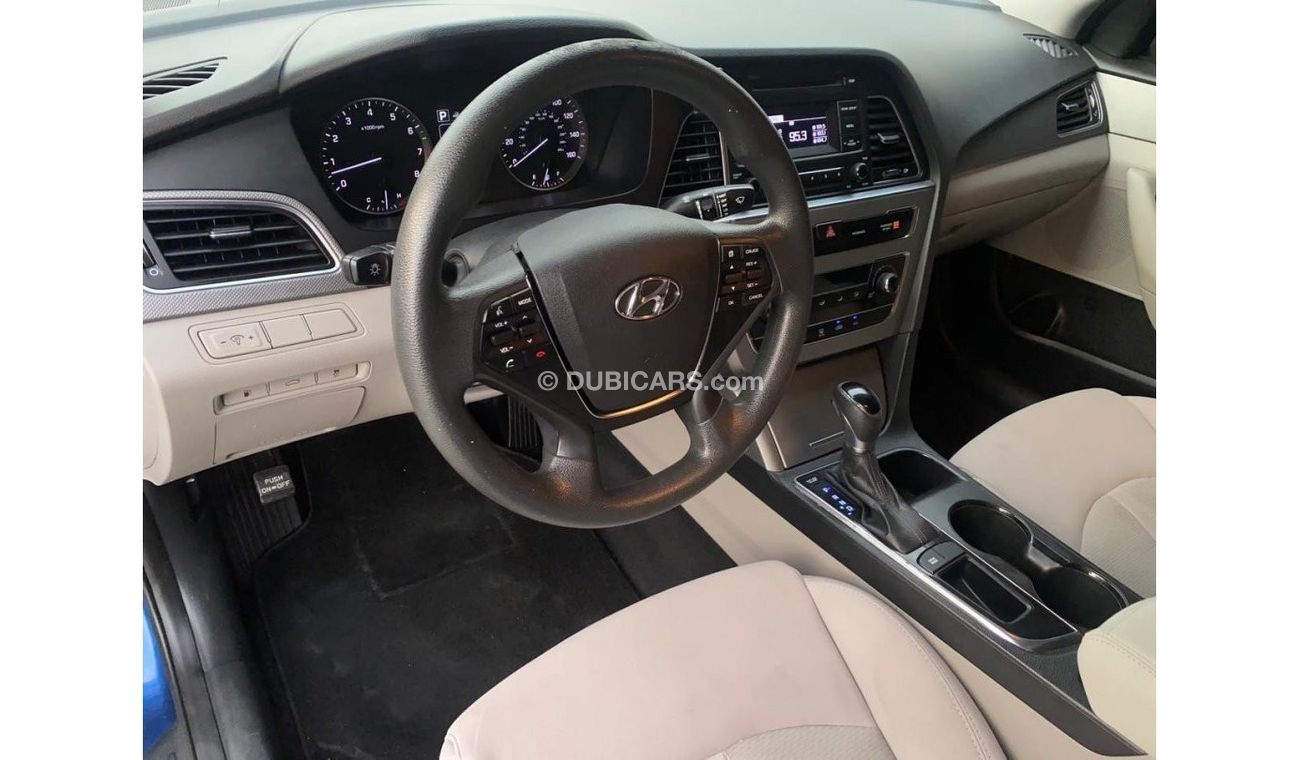 Hyundai Sonata SE Hyundai sonata 2016 Mileage 142.000 miles  Price 30.000 dirhams  4Cylinder,  Very clean inside an