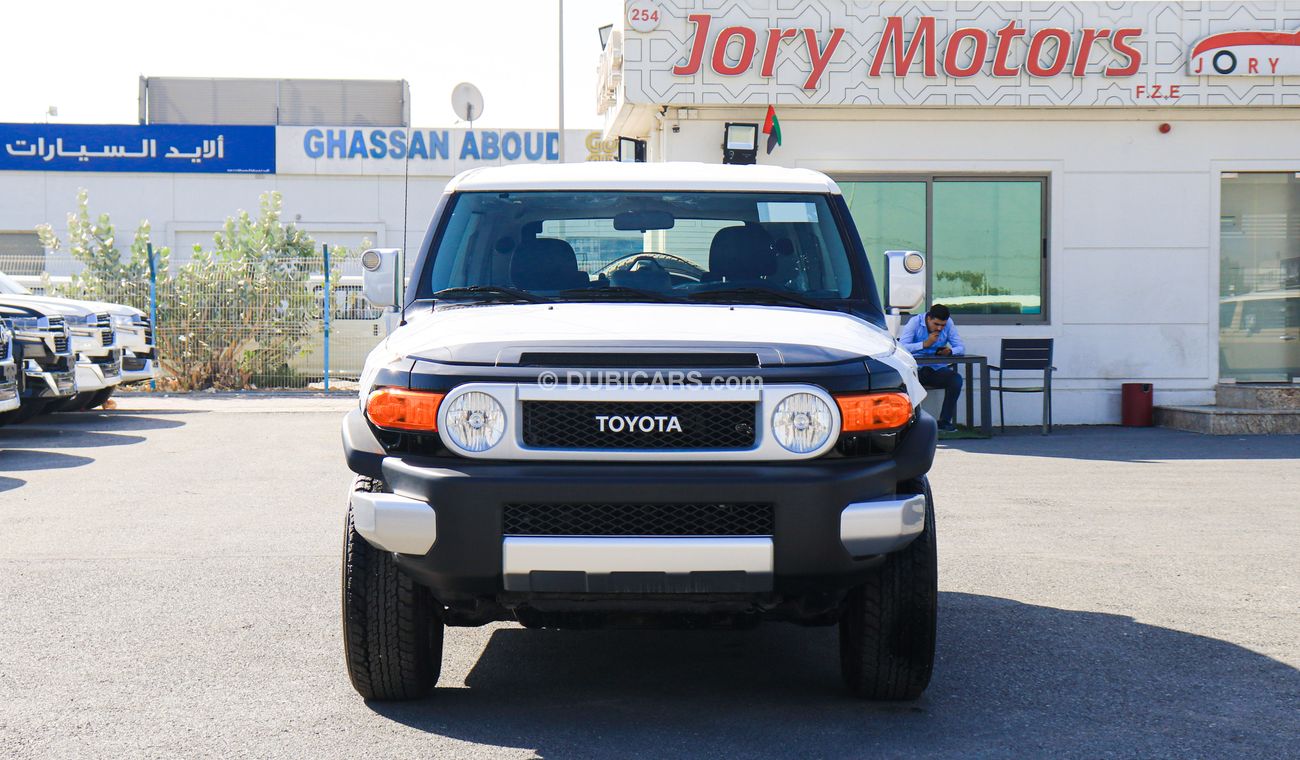 تويوتا إف جي كروزر 4.0L GXR 2020 MODEL