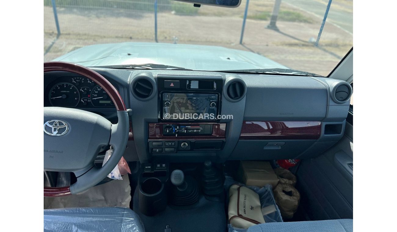 Toyota Land Cruiser Pick Up 2023 Toyota Land Cruiser VDJ79 4.5L V8 DC Limited