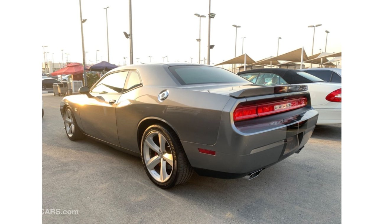 دودج تشالينجر DODGE CHALLENGER SRT8 GCC SPECS