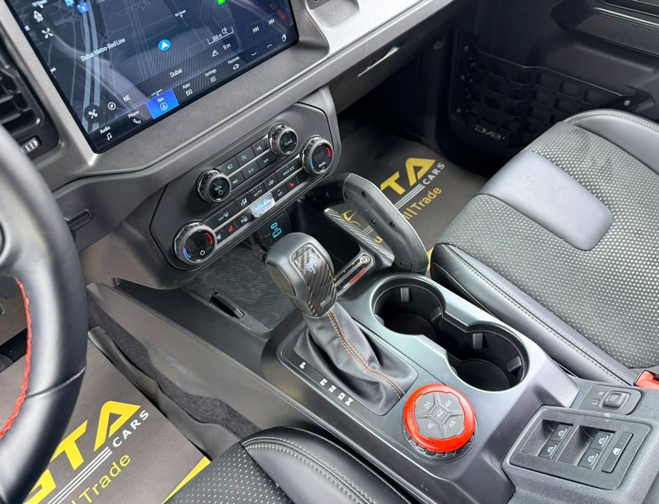 فورد برونكو RAPTOR 2025 Ford Bronco Raptor, 2031 Ford Warranty + Service Pack, Very Low Km, Fully Loaded, GCC