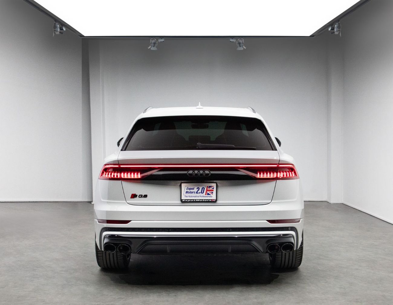 أودي SQ8 4.0 TFSI quattro (507 HP)