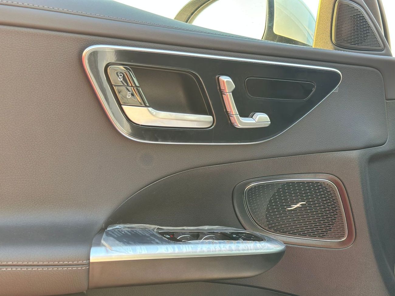 مرسيدس بنز C 200 MERCEDES-BENZ / C200 / 2025