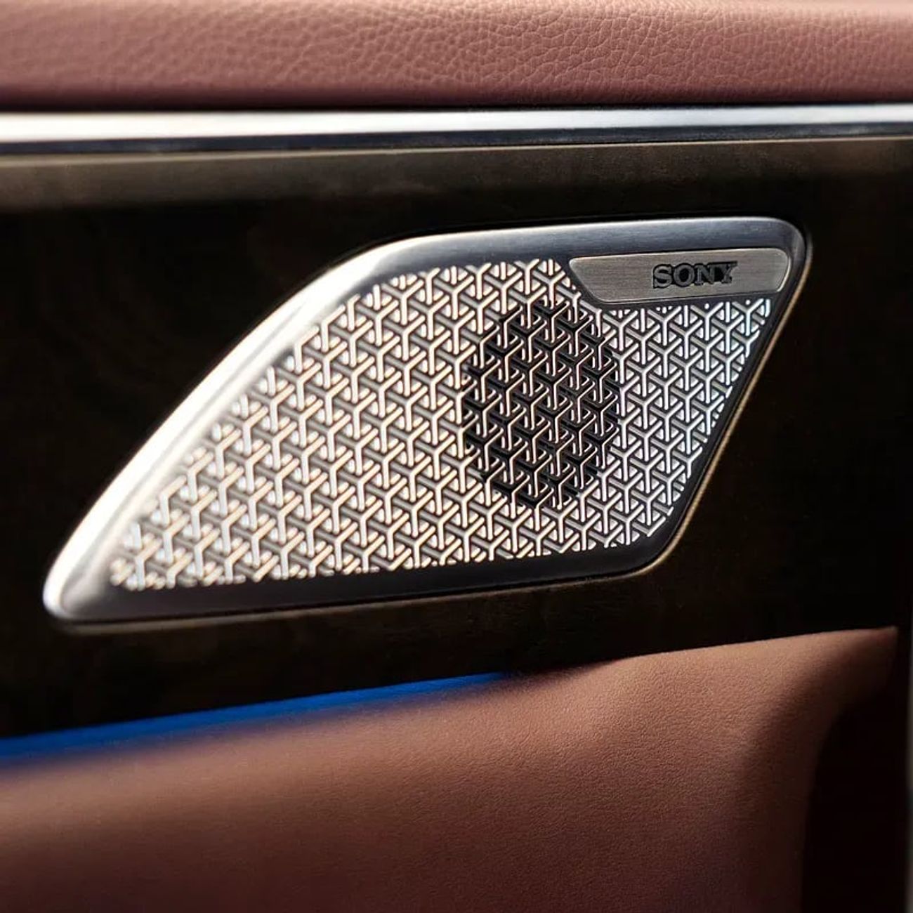 Jetour X90 Plus 2.0T AED 1,628 pm • 0% Downpayment • X90 Plus Luxury • Elite Warranty