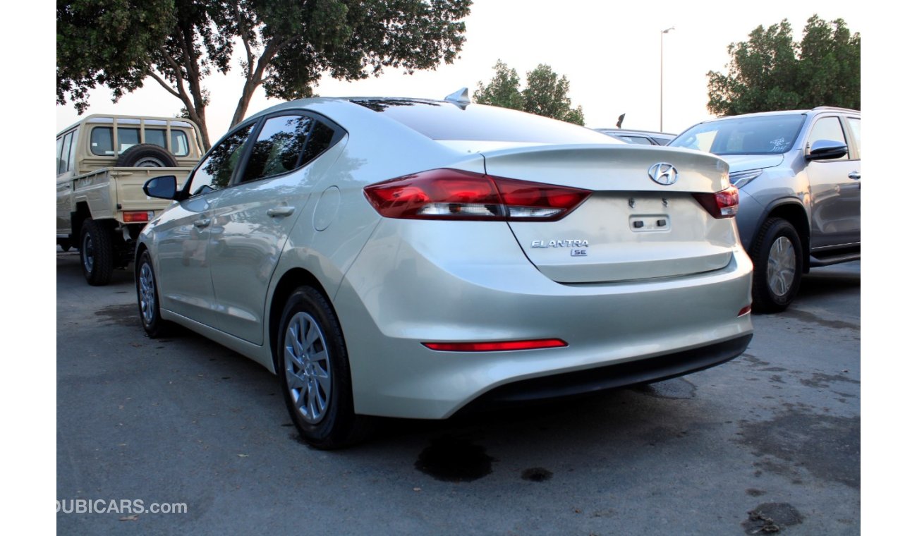 هيونداي إلانترا 2.0L PETROL / US SPECS / LOOKS LIKE NEW ( LOT # 4285)