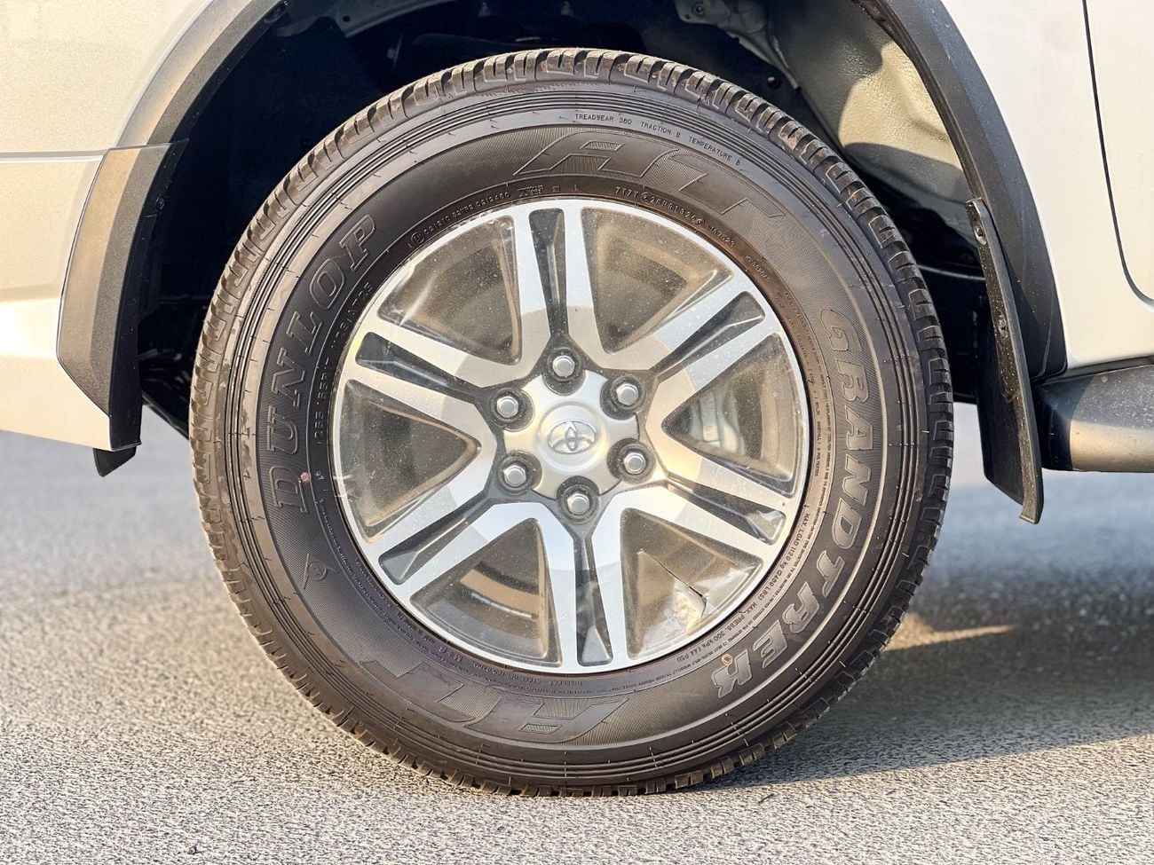 تويوتا فورتونر Fortuner 2.7L G - EXPORT ONLY - TOYOTA FORTUNER 2.7L G