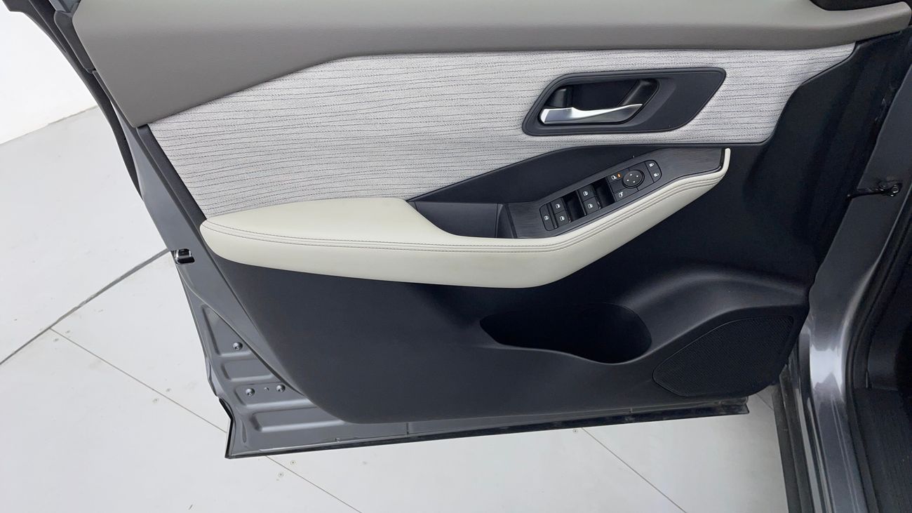 Nissan XTrail S 2WD 2.5 | Zero Down Payment | Free Home Test Drive