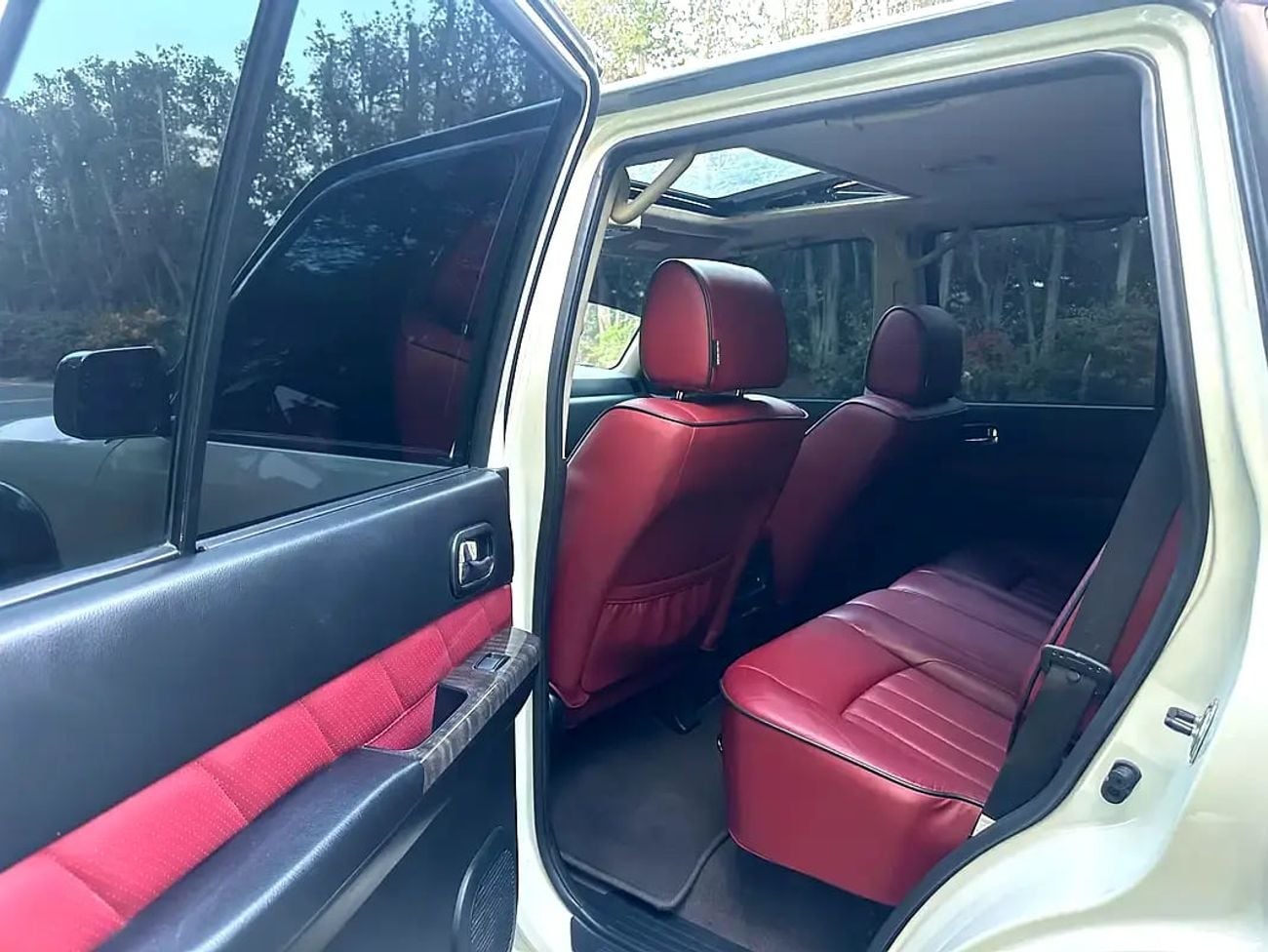 Nissan Patrol SUPER SAFARI - GCC Specs - Brand