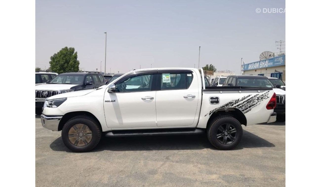 تويوتا هيلوكس 4X4 Double Cabin 2.7L Full Option A/T