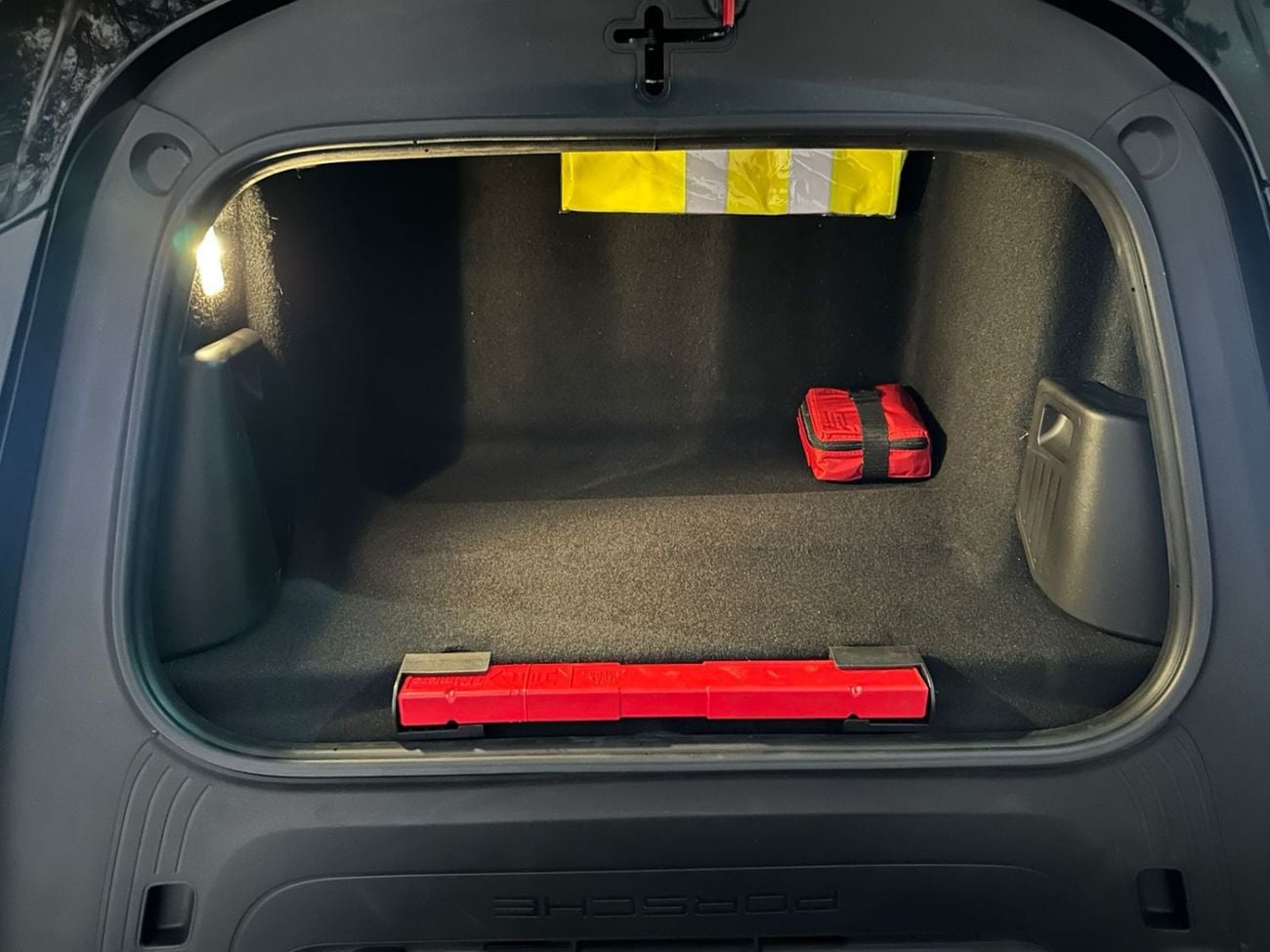 بورش 911 CARRERA 4GTS