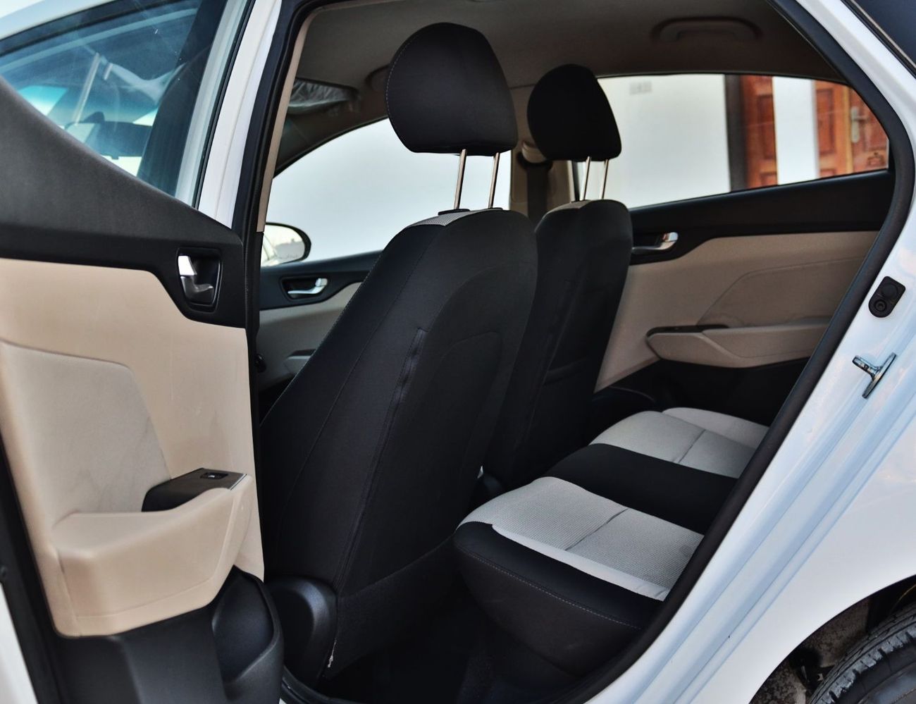 Hyundai Accent 2021 Hyundai Accent GL (RB), 4dr Sedan, 1.6L 4cyl Petrol, Automatic, Front Wheel Drive