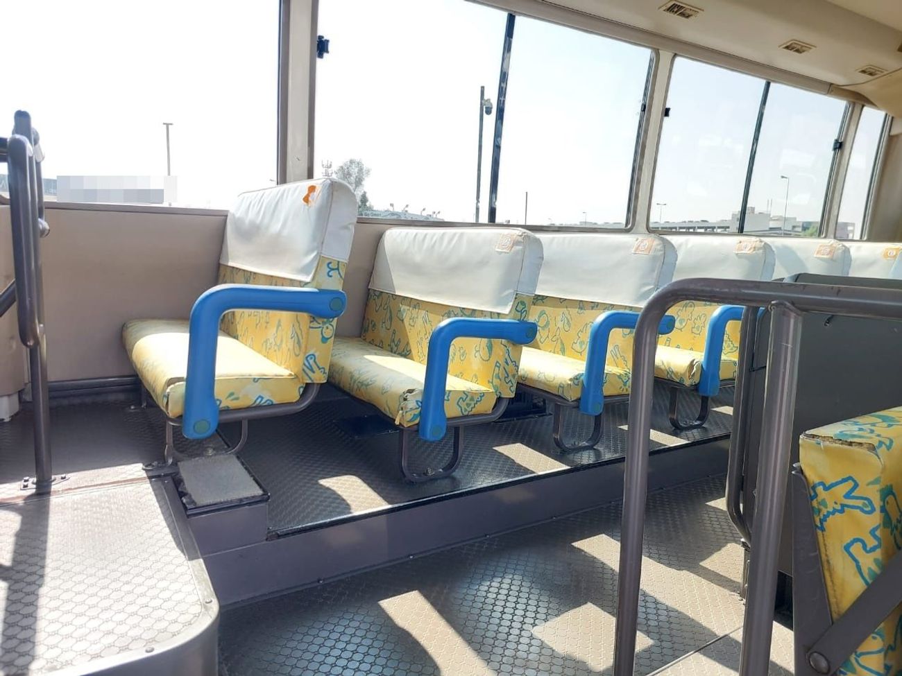 Mitsubishi Rosa MITSUBISHI ROSA BUS RHD 2004 MODEL 4.2L DIESEL MANUAL(PM00676)