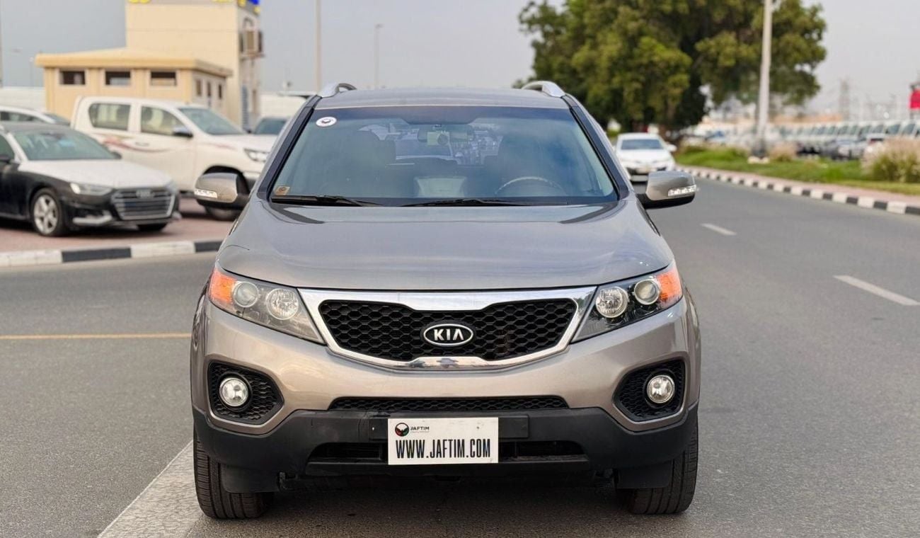 كيا سورينتو PREMIUM CONDITION | 2.0L DIESEL ENGINE | LHD | AT | 2011 | PUSH START ENGINE