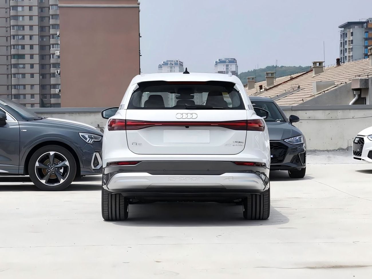 أودي Q5 2023 40 e-tron Shining Jinyi Set Parameter