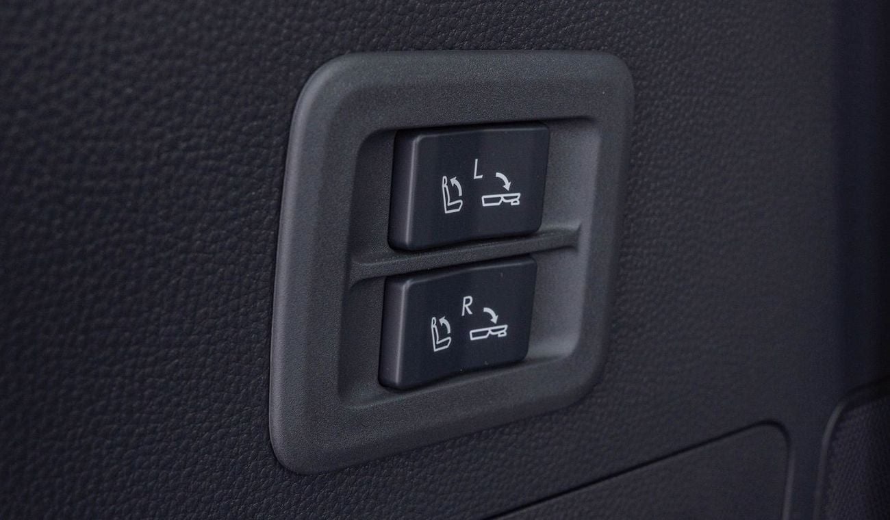 Lexus LX 600 2025 Lexus LX600 Ashwood 3.5L AT Petrol (Green)