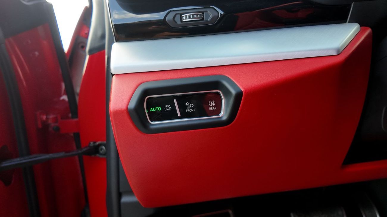 Lamborghini Urus S 4.0T V8 2022 LAMBORGHINI URUS S CAPSULE RED  4.0T V8