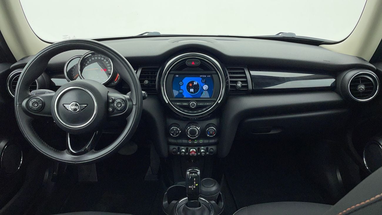 ميني كوبر STD 1.5 | بدون دفعة مقدمة | اختبار قيادة مجاني للمنزل