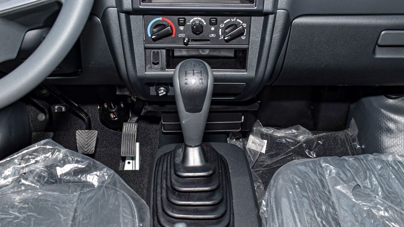 سي إم سي فيريكا Veryca Window Van || Passenger Van 8 Seater