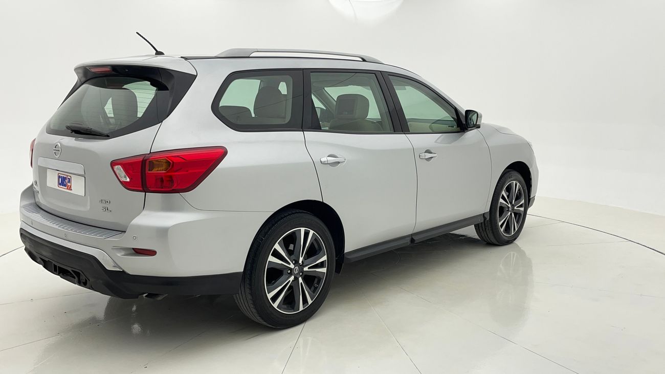 نيسان باثفايندر SL 3.5 | بدون دفعة مقدمة | اختبار قيادة مجاني للمنزل