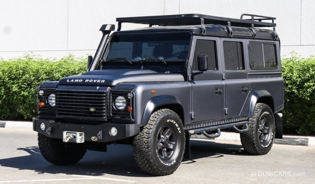 Land Rover Defender / Manual transmission - Diesel / GCC Specifications