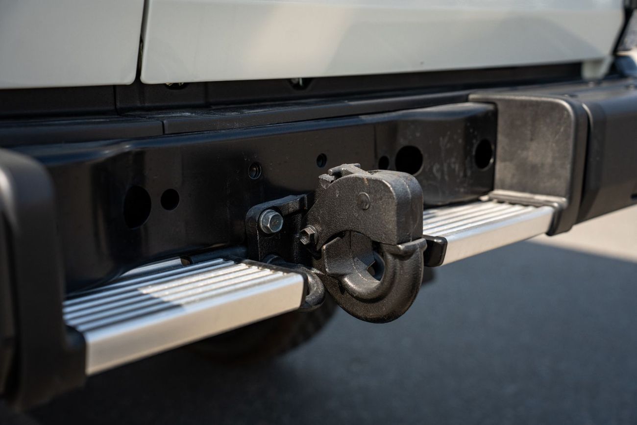 تويوتا لاند كروزر Toyota Land Cruiser LC76Hardtop2025 4.0L Petrol4WD Transmission A