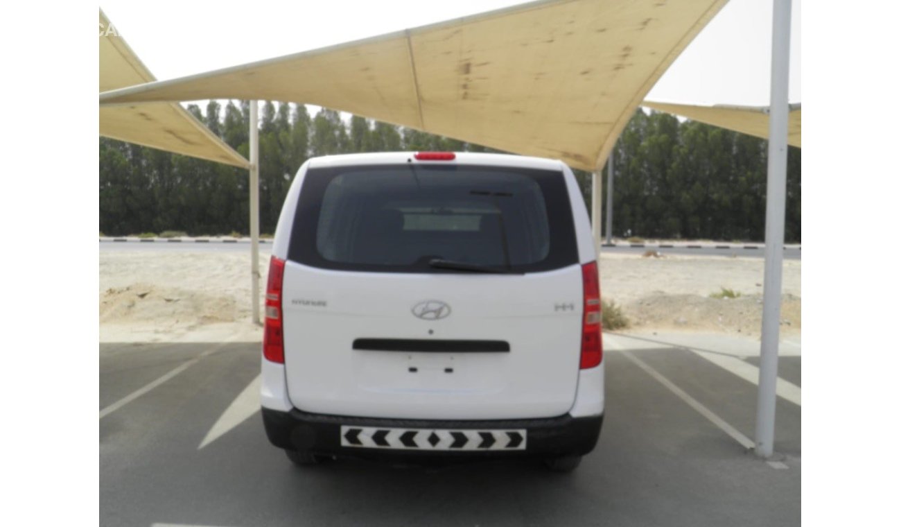 Hyundai H-1 2013 van ref #329