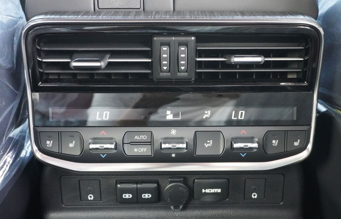 Toyota Land Cruiser 3.5T VXR Hybrid