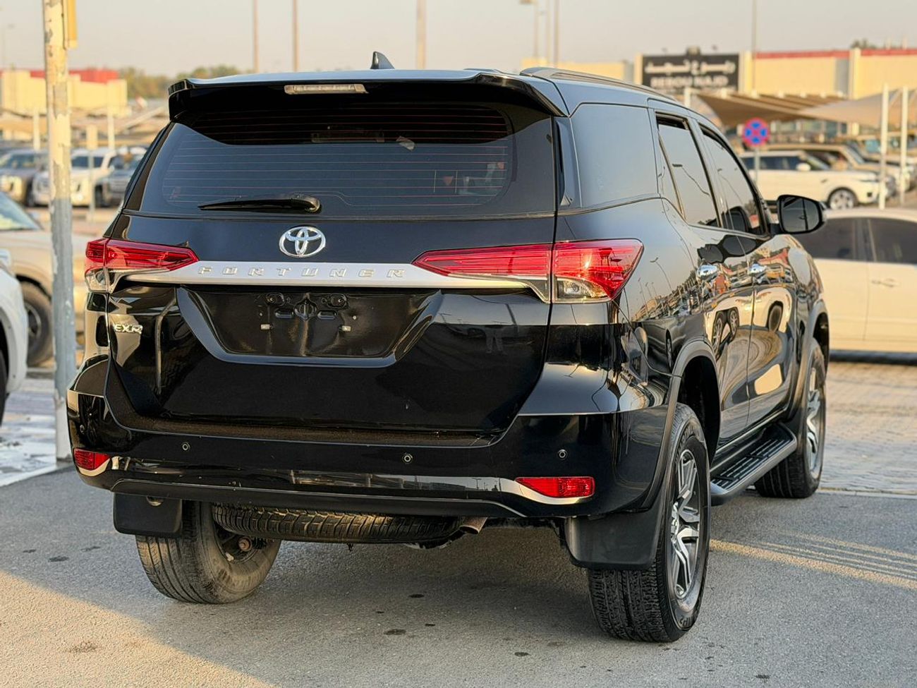 تويوتا فورتونر EXR 2.7L (164 HP)