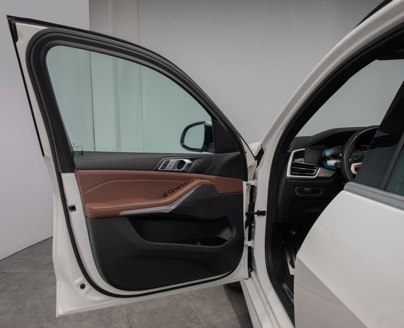 بي أم دبليو X5 40i M SPORT EXCLUSIVE