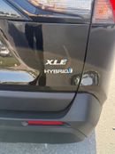 Toyota RAV4 RAV4 xle Hybrid 4x4