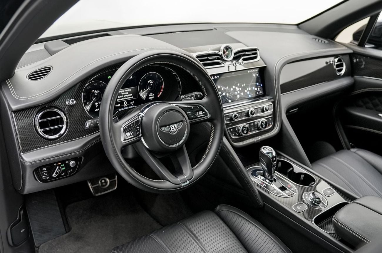 بنتلي بينتايجا Bentayga 4.0T 2021 Bentley Mulliner Blackline, Warranty, Full Bentley Service History, Fully Loaded,