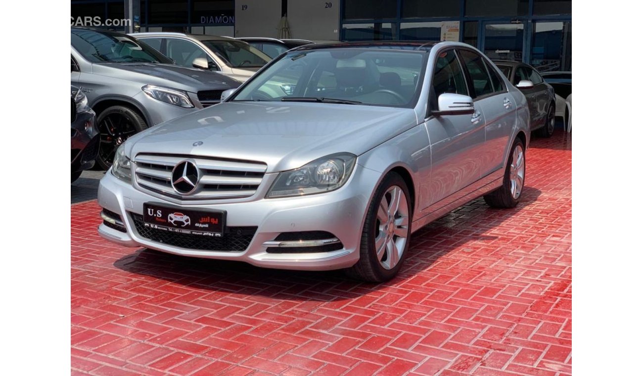 Mercedes-Benz C200 AVANTGARDE GCC SPECS