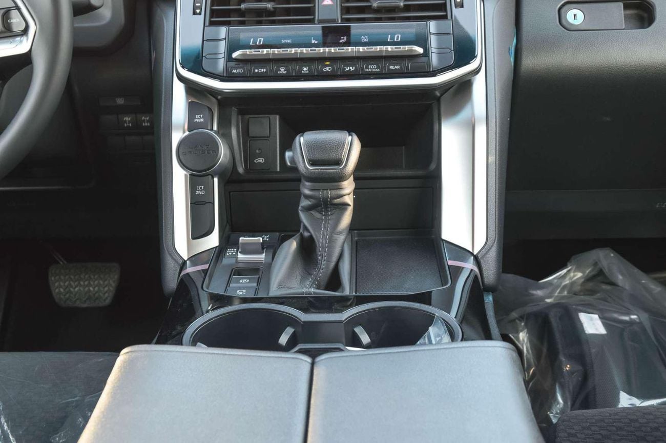 تويوتا لاند كروزر TOYOTA LAND CRUISER 4.0L V6 4WD PETROL SUV 2026