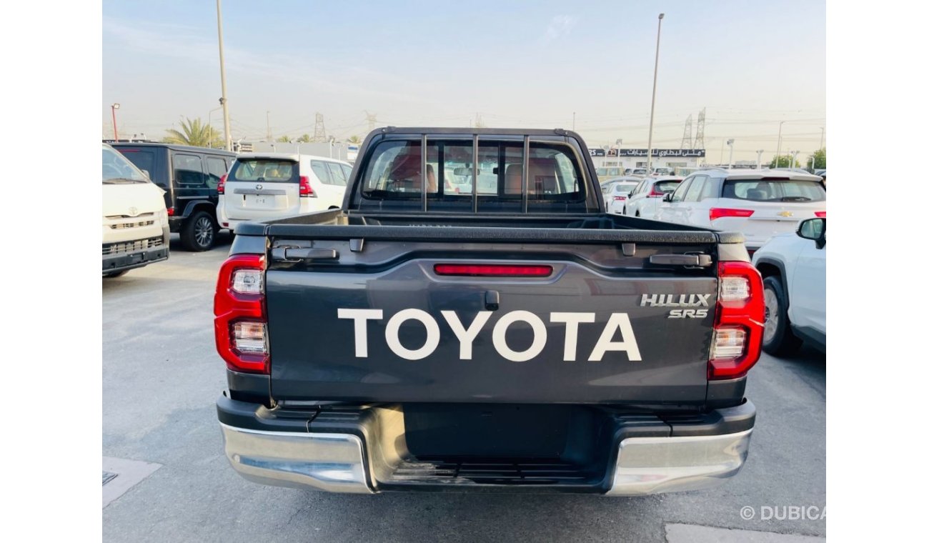 Toyota Hilux 2.4L 4WD D.CAB DIESEL SR5 FULL OPTION M/T