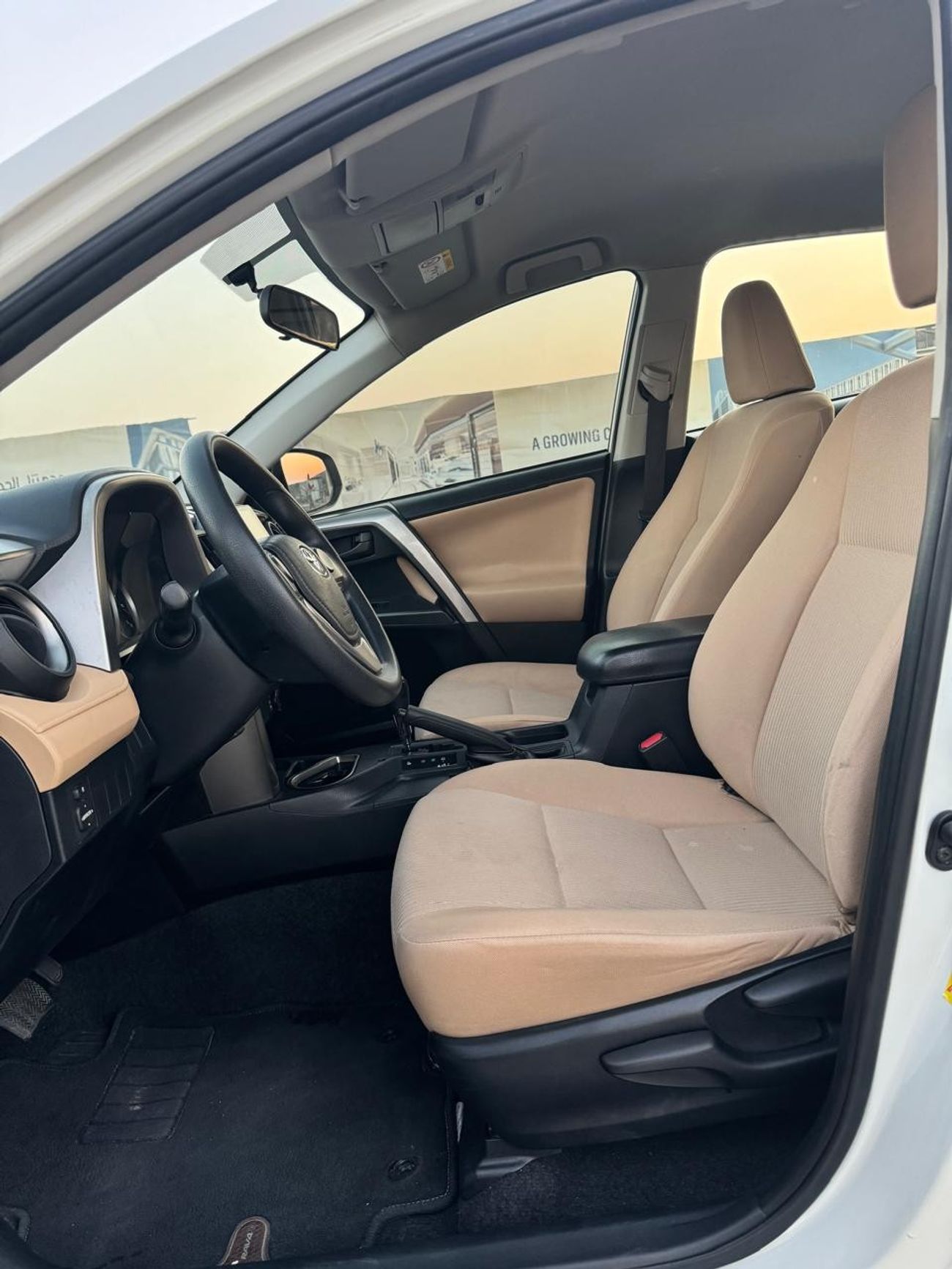 تويوتا راف ٤ EX