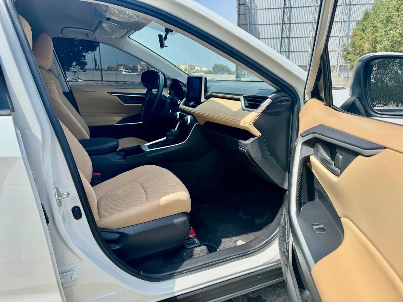 تويوتا راف ٤ Toyota RAV4 2024 GCC . Free accident. Full service history