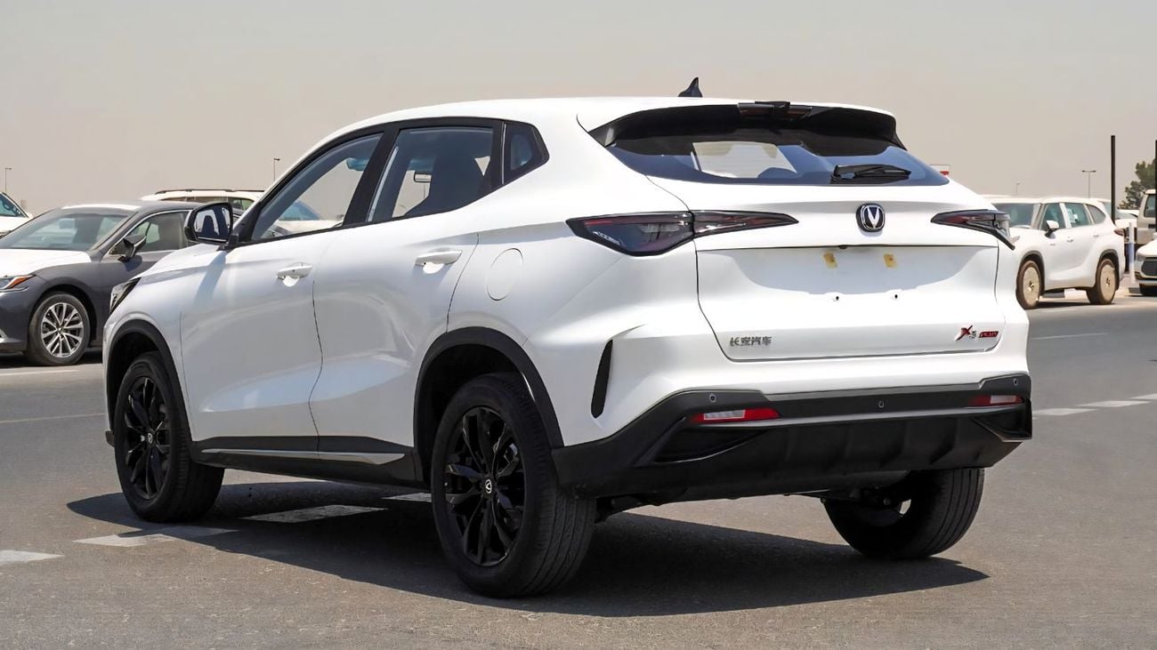 Changan X5 Plus Changan X5 Plus 1.5l T FWD SUV White Color 2025 Model