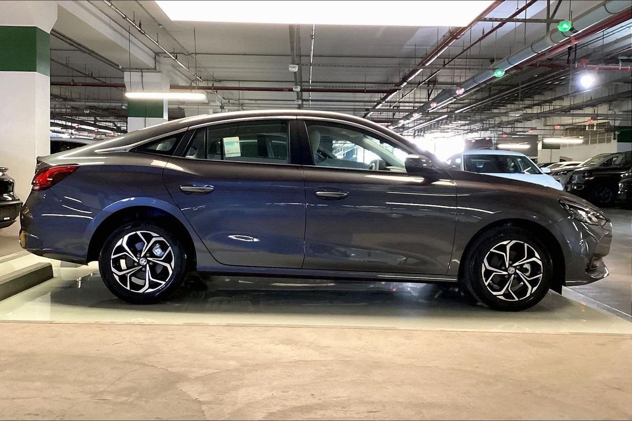 أم جي GT Standard | Carnival Sale • UP TO AED 20,000 OFF | شامل الضمان | 0 ﺪﻔﻋﺓ ﺃﻮﻟﻯ