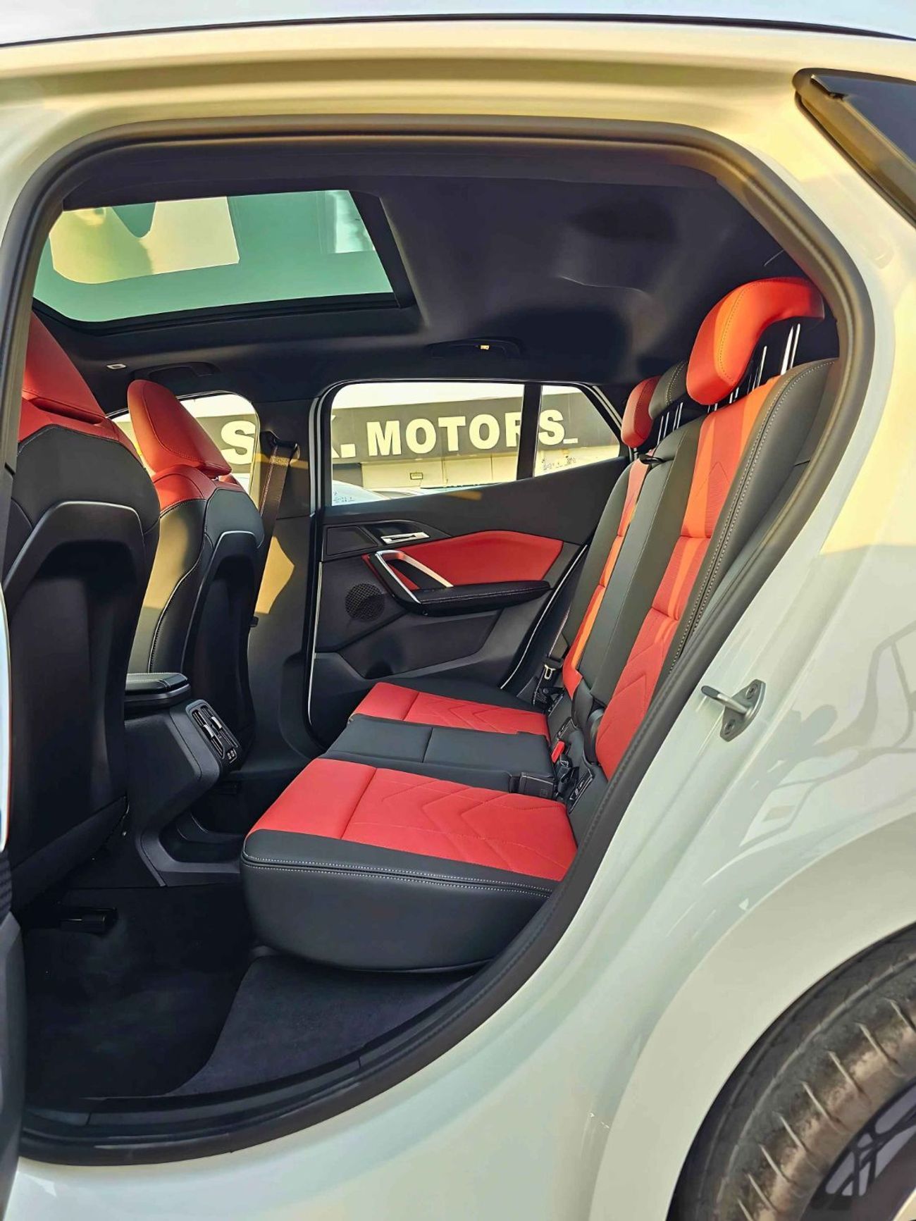 بي أم دبليو X2 X2 SDRIVE 18i / 1.5L V4 / HEADUP DISPLAY / 360* CAMERA / PANORAMIC ROOF (CODE # BMX2I)