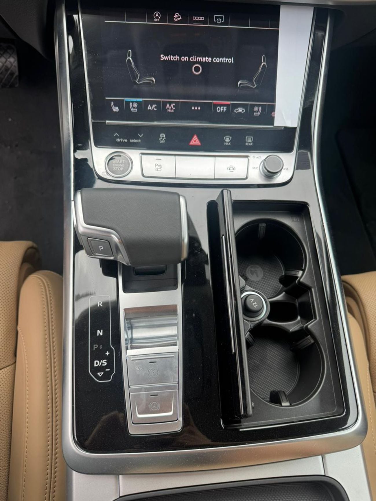 Audi Q8 55 TFSI quattro (340 HP)