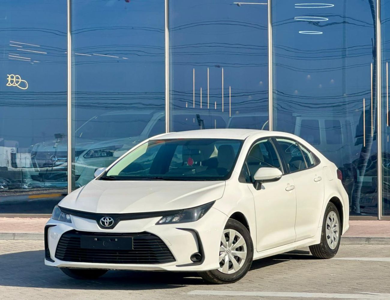 Toyota Corolla XLI 1.6L A/T  860-Monthly l GCC l 1.6L, Cruise, Camera l Accident Free