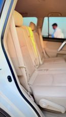 Toyota Prado VXR 2018 Model LHD Full Option GCC Specification Sunroof, Coolbox, Leather Seats, Electric Seats Top